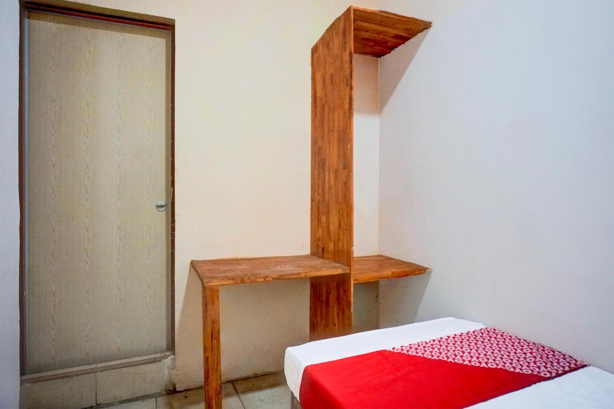 Hotel O Medan City Center Near Plaza Medan Fair Buitenkant foto