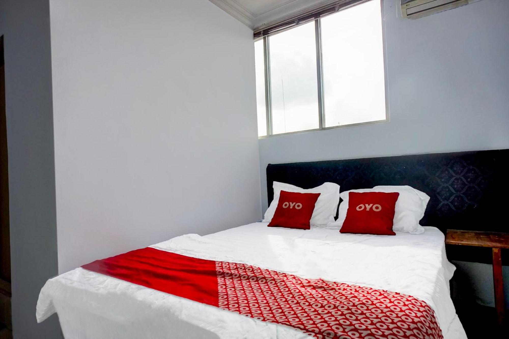 Hotel O Medan City Center Near Plaza Medan Fair Buitenkant foto