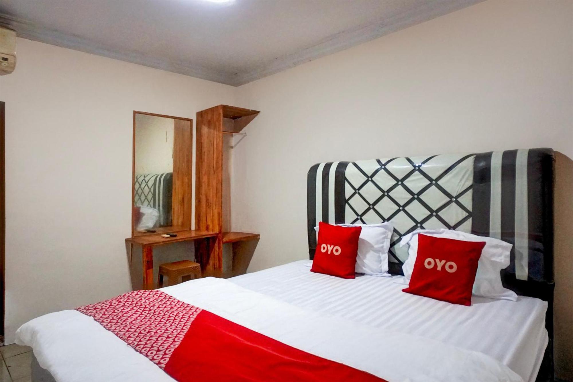Hotel O Medan City Center Near Plaza Medan Fair Buitenkant foto